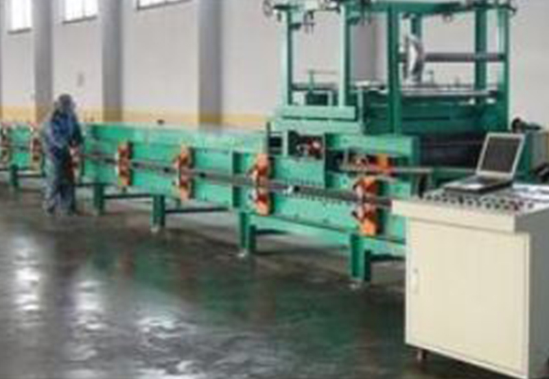 聚氨酯外墙保温板生产线